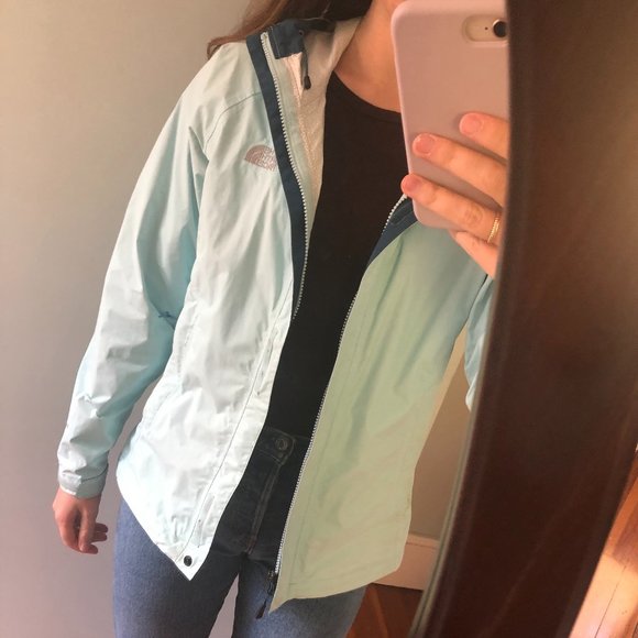 North Face Robin's Egg Blue Venture Rain Jacket - Picture 3 of 11